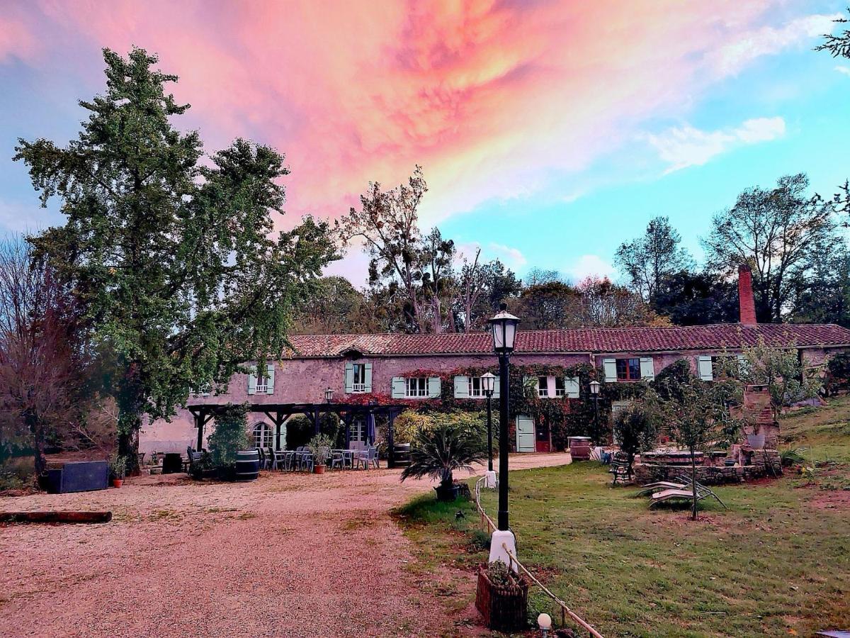 Le Puy Moulin De Monpoisson B&B 외부 사진