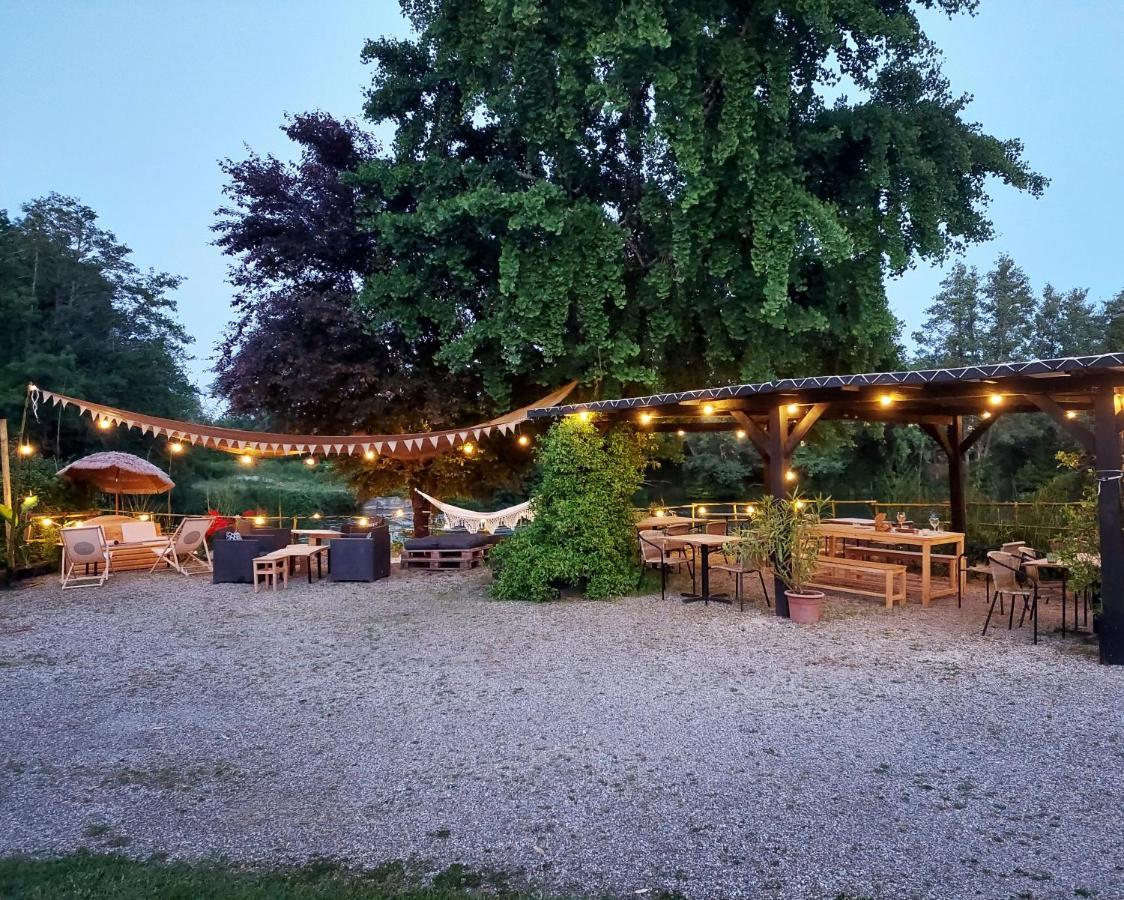 Le Puy Moulin De Monpoisson B&B 외부 사진